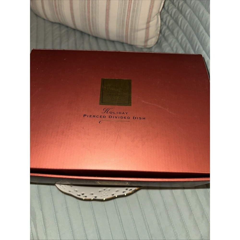 Lenox Holiday Pierced Divided Dish Holly Berries Gold-trim 9.5"x2.5" NIB
